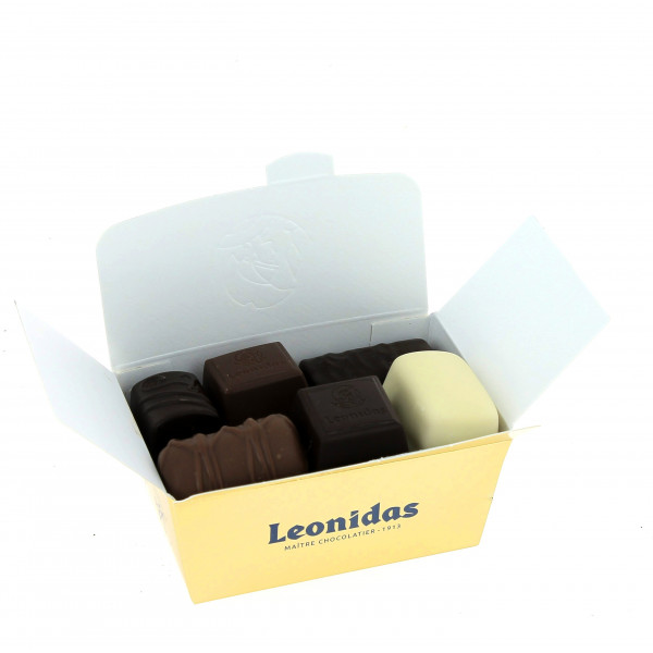 Carton de 30 ballotins 145 g de chocolats Leonidas assortis